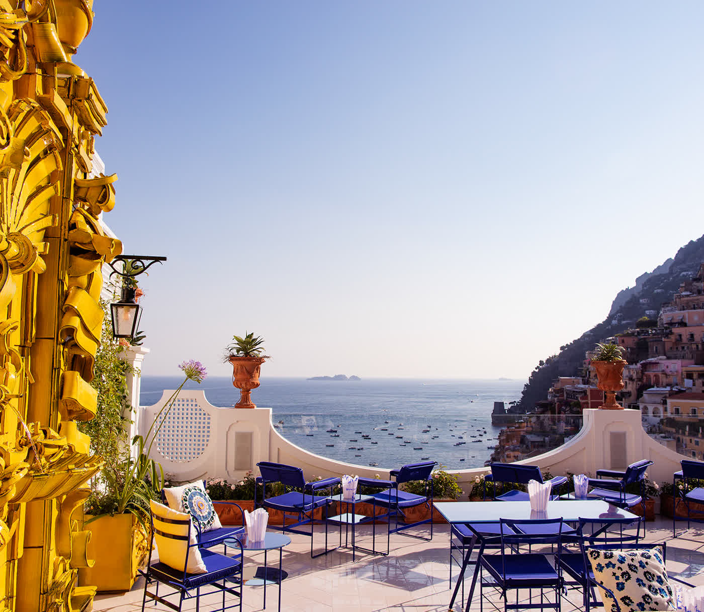 Franco's Bar open-air terrace overlooking Positano