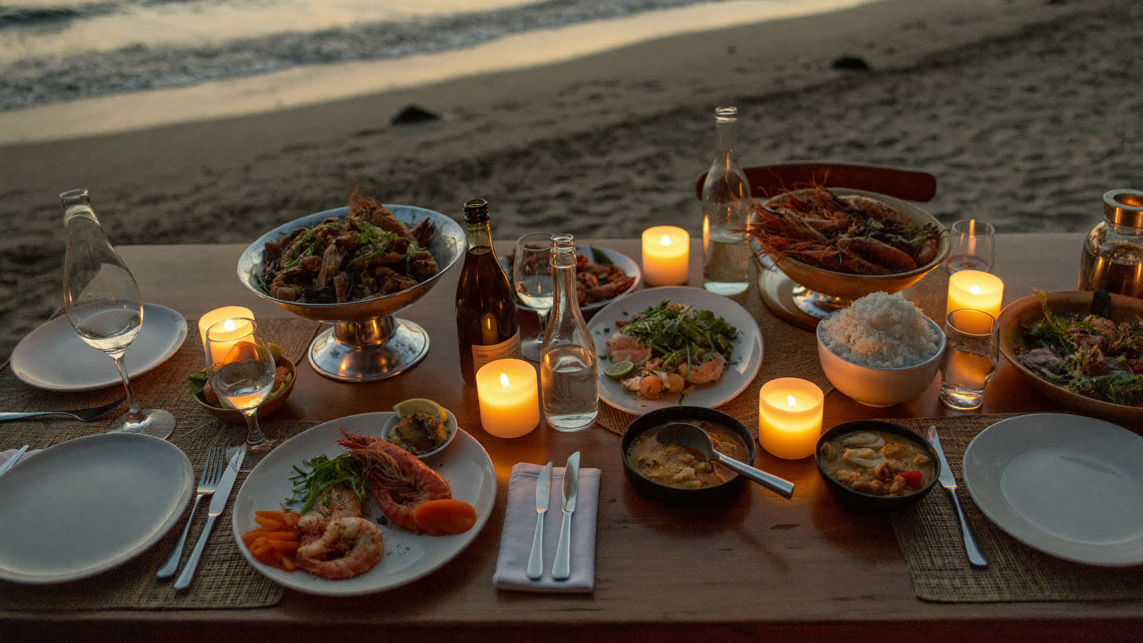 Candlelit southern Thai seafood dinner on the beach, Koh Samui